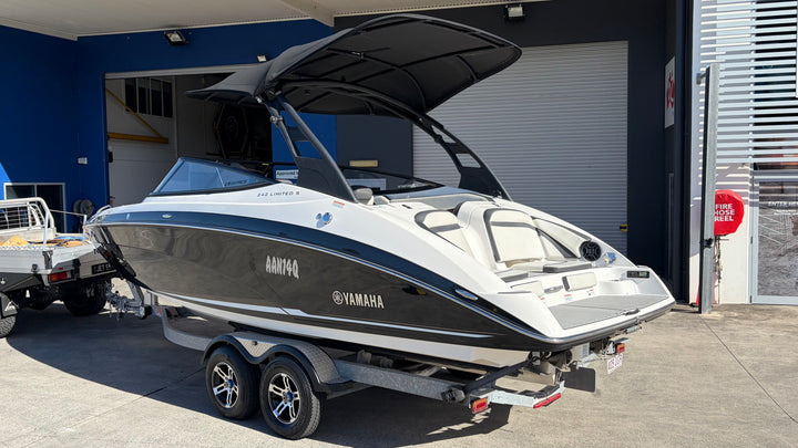 2018 Yamaha 242 Limited ES